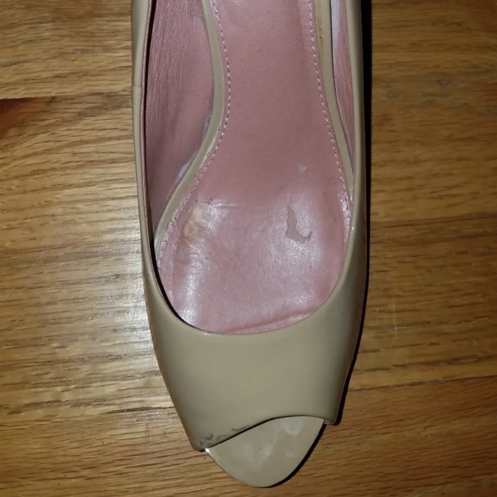 Vince Camuto patent leather nude peep toe pumps